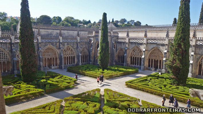 Claustro do mosteiro da Batalha - património da Humanidade em Portugal