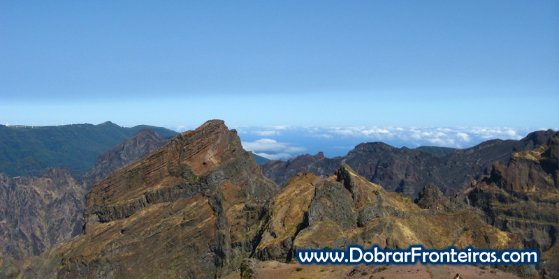 A paisagem agreste dos picos da ilha da Madeira