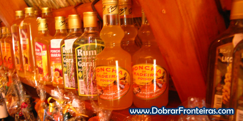 Poncha e outras bebidas da Madeira à venda em Santana