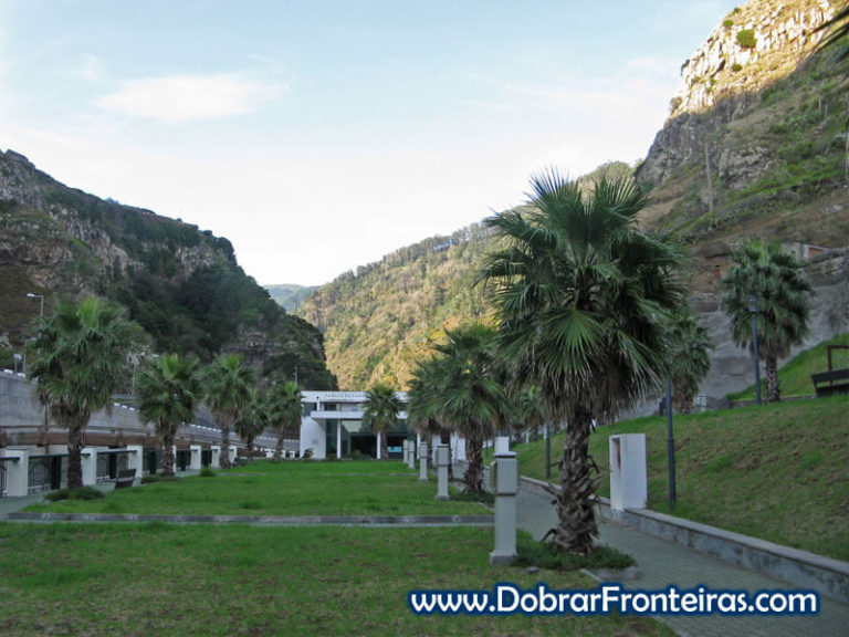 Acampar na Madeira; Parques e campismo selvagem