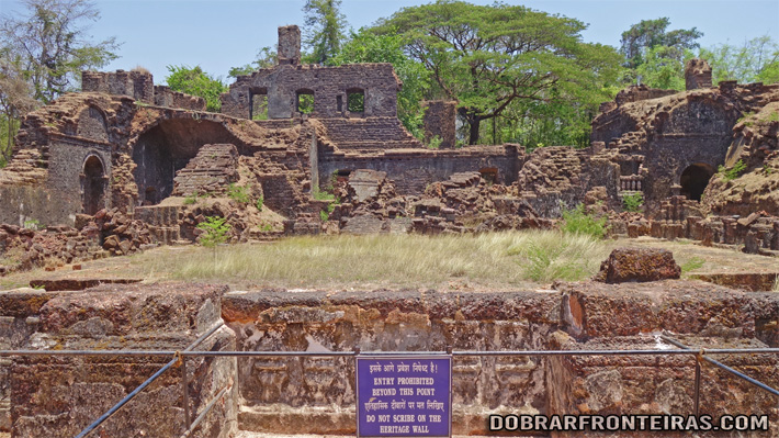 Ruínas do convento de Santo Agostinho em Goa Velha