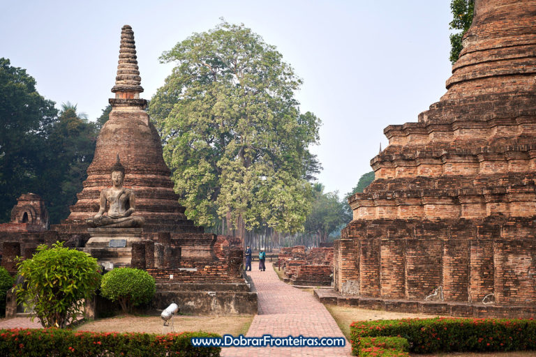 Sukhothai, as ruínas do reino da felicidade